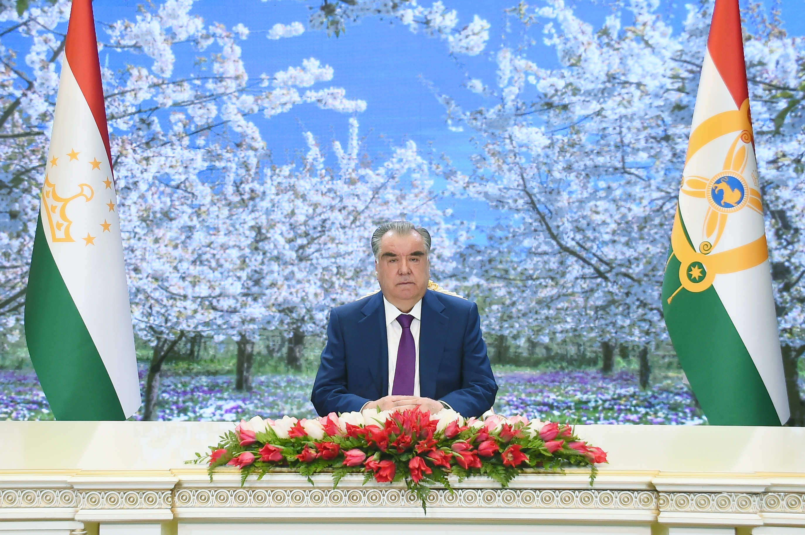 Праздники в марте в таджикистане. Эмомали Рахмон Навруз. Навруз 2023 в Таджикистане. Эмомали Рахмон 2023.